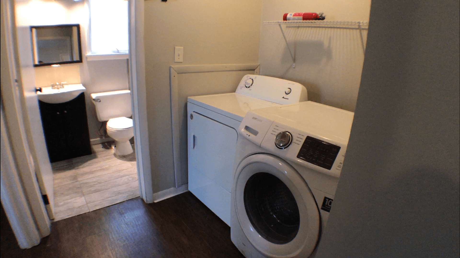 Ithaca Apartment: 702 Hudson St