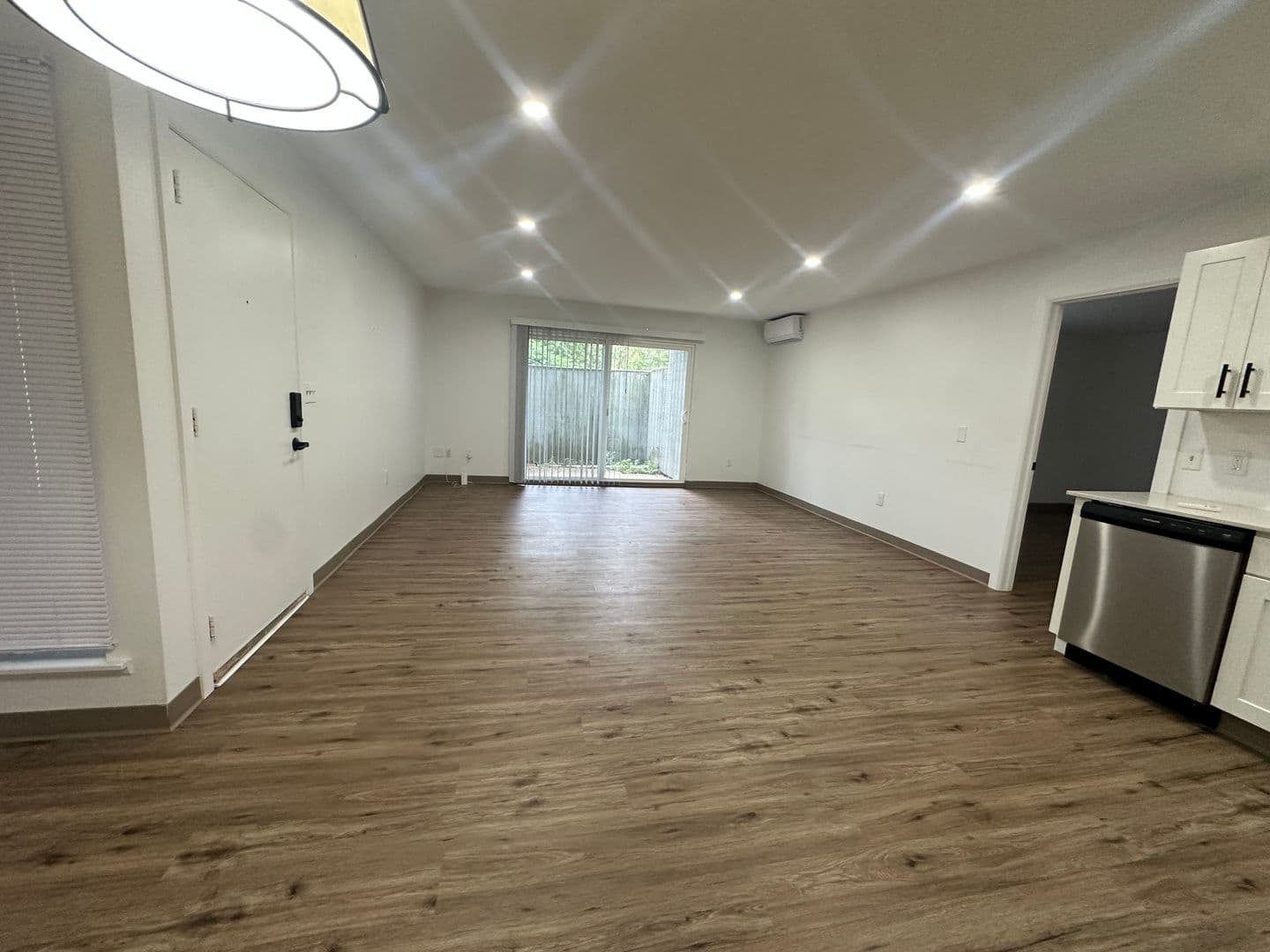 Ithaca Apartment: 87 Uptown Rd