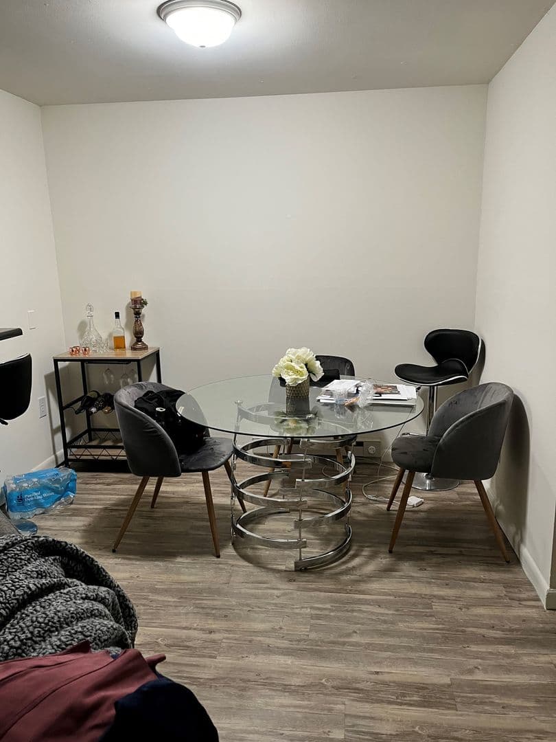 Ithaca Apartment: 87 Uptown Rd