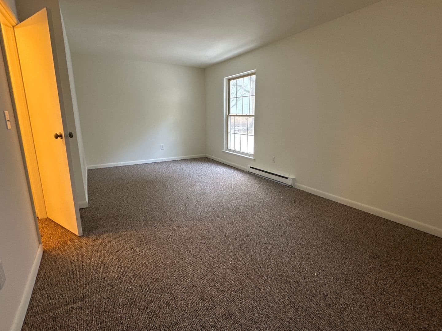 Ithaca Apartment: 87 Uptown Rd