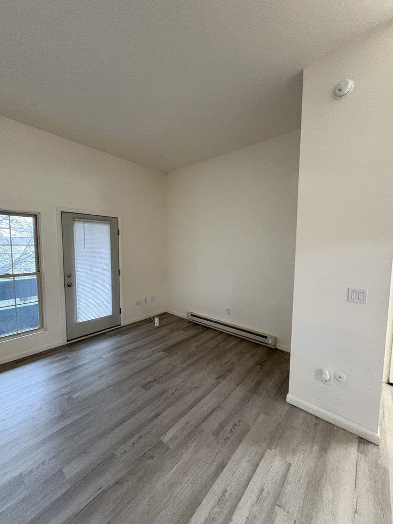 Ithaca Apartment: 87 Uptown Rd