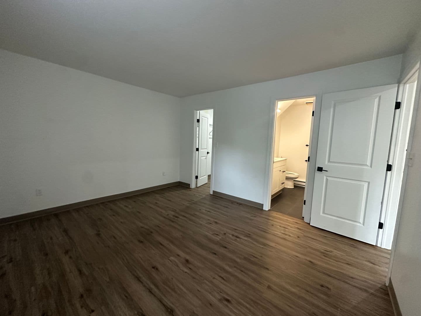 Ithaca Apartment: 87 Uptown Rd