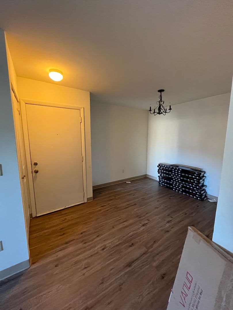 Ithaca Apartment: 87 Uptown Rd