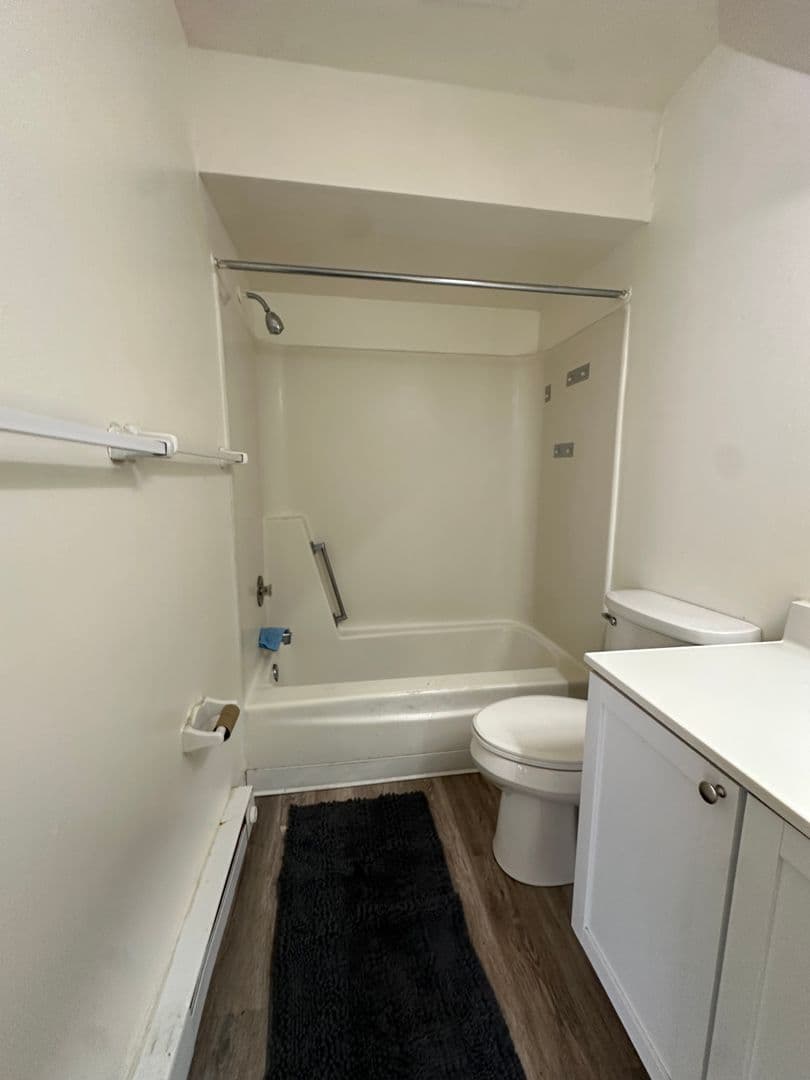 Ithaca Apartment: 87 Uptown Rd