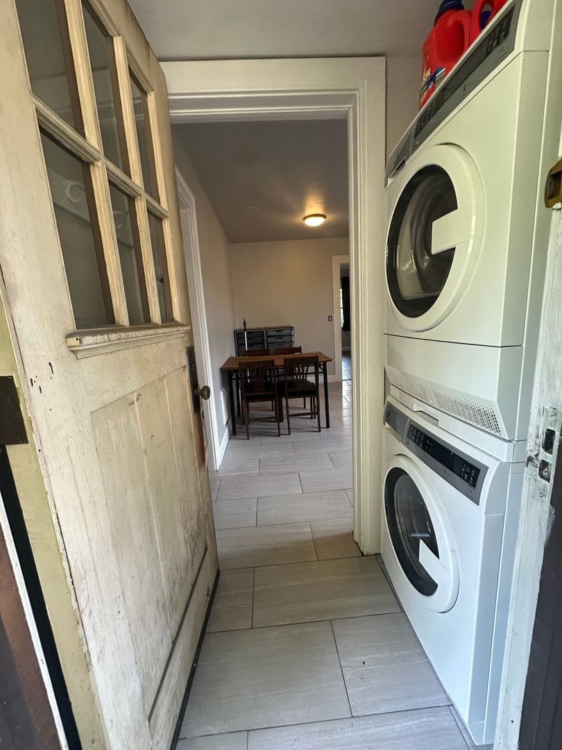 Ithaca Apartment: 106-112 S Quarry st