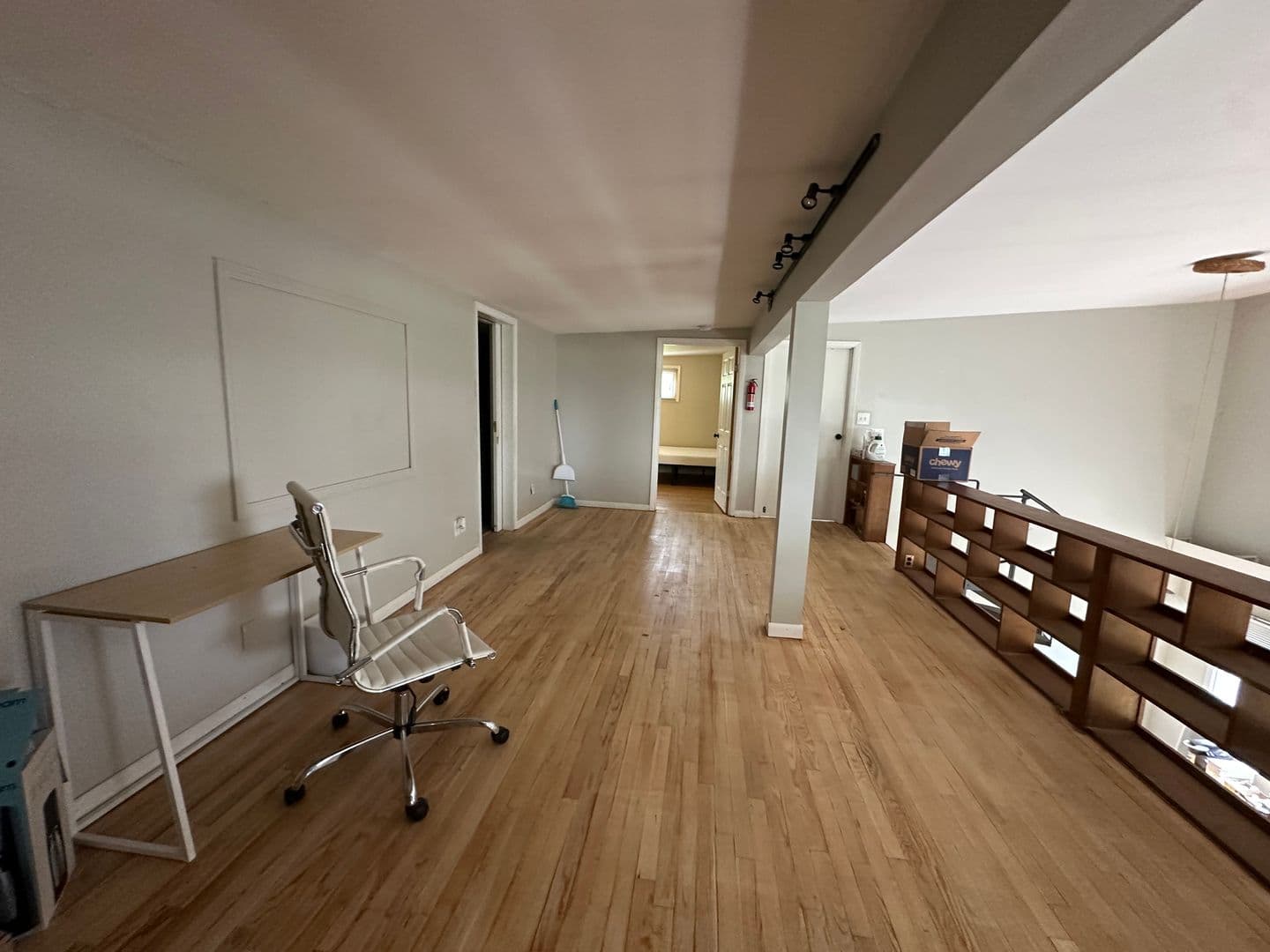 Ithaca Apartment: 702 Hudson St