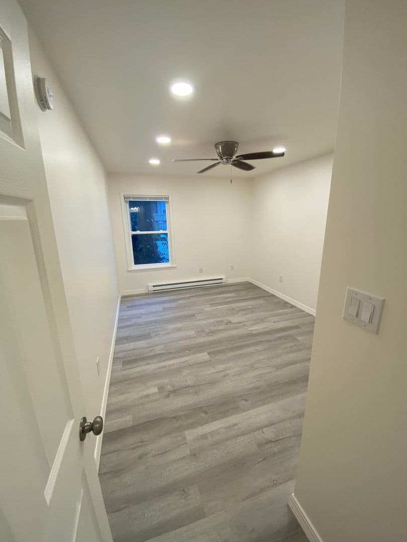 Ithaca Apartment: 87 Uptown Rd