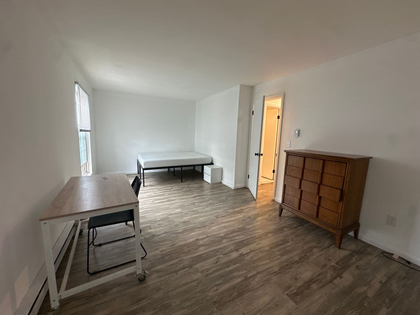 Ithaca Apartment: 87 Uptown Rd