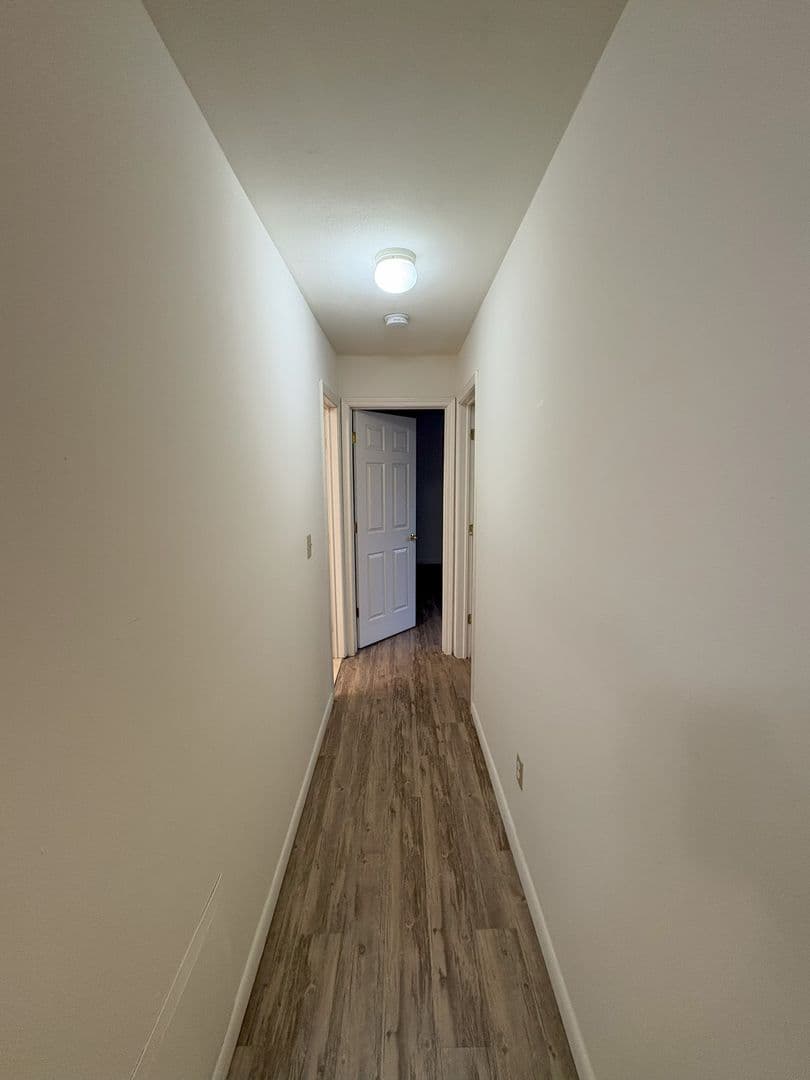 Ithaca Apartment: 87 Uptown Rd