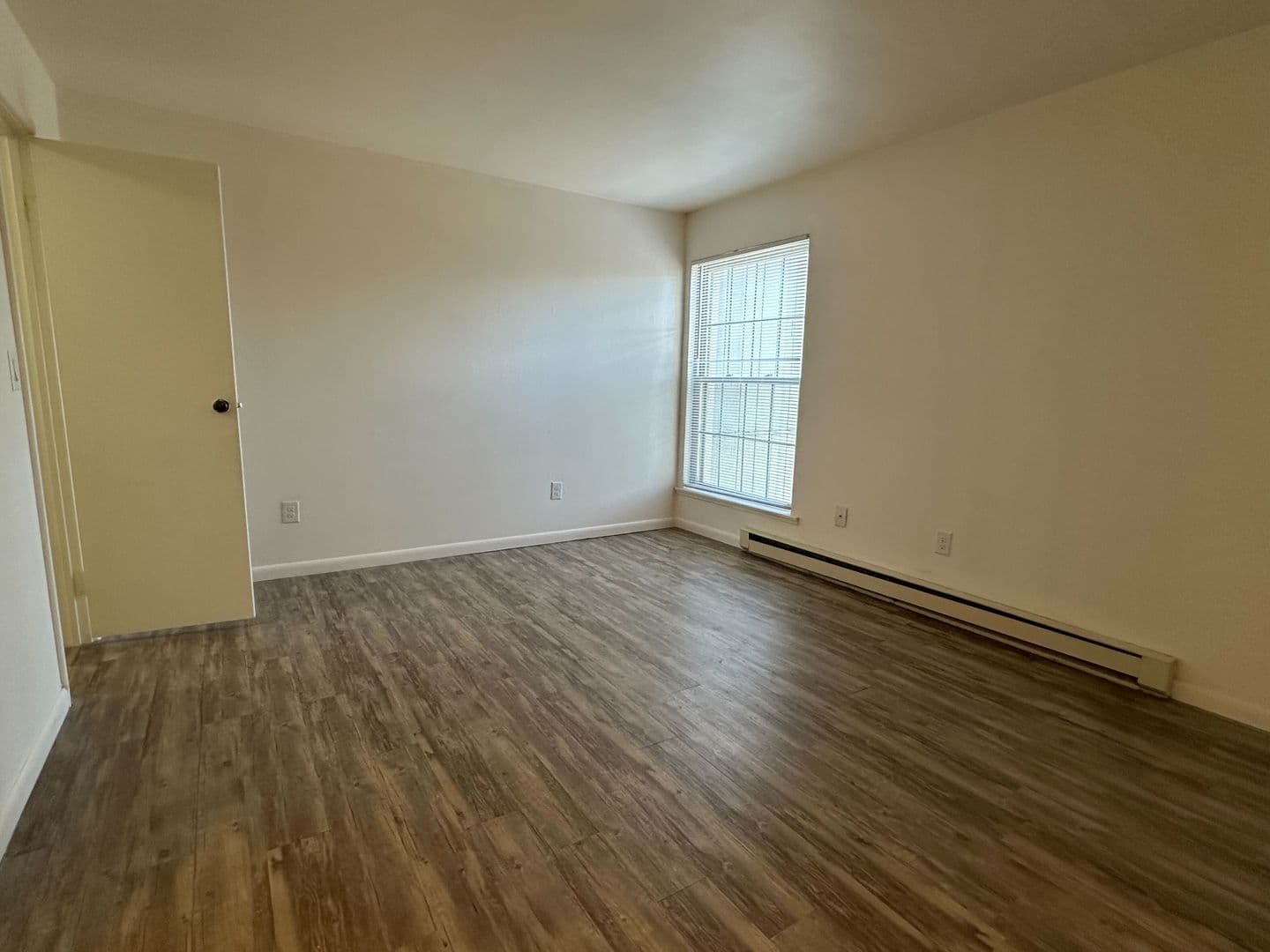 Ithaca Apartment: 87 Uptown Rd
