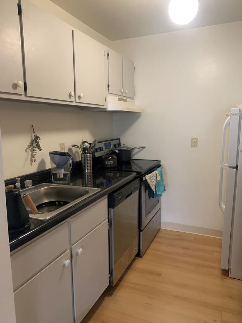 Ithaca Apartment: 87 Uptown Rd