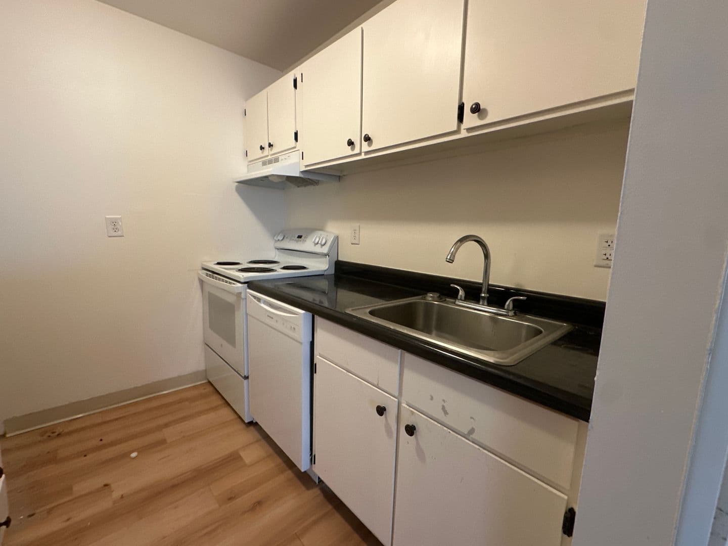 Ithaca Apartment: 87 Uptown Rd