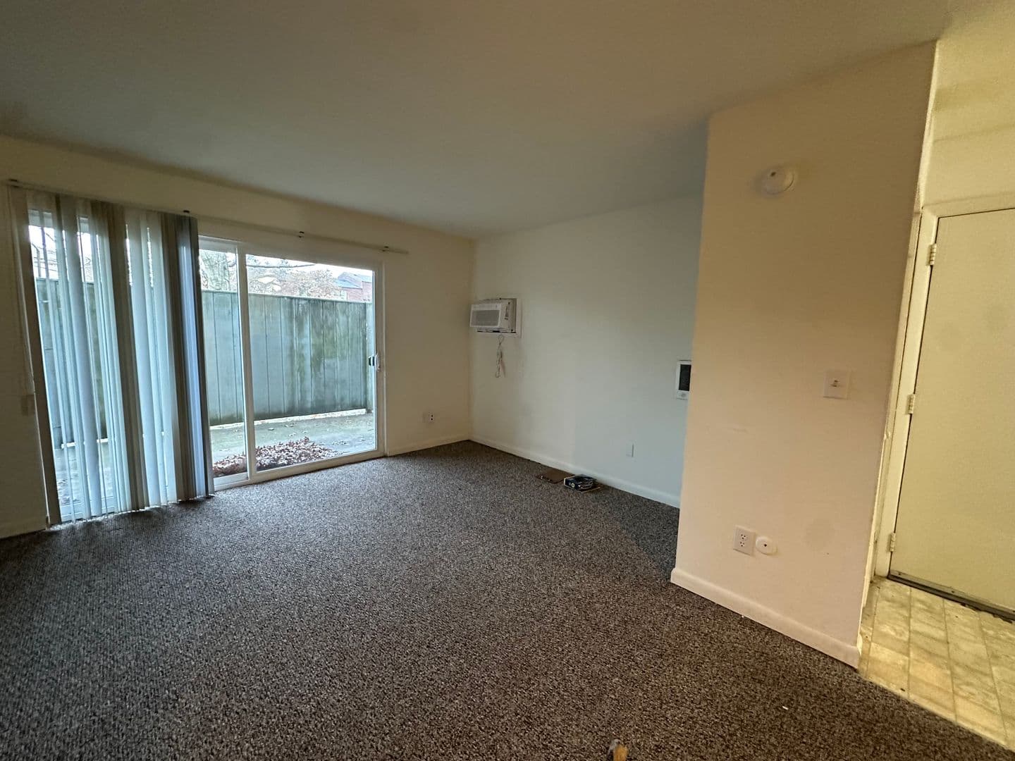 Ithaca Apartment: 87 Uptown Rd
