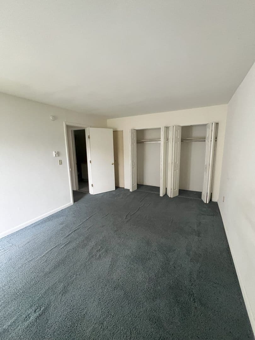 Ithaca Apartment: 87 Uptown Rd