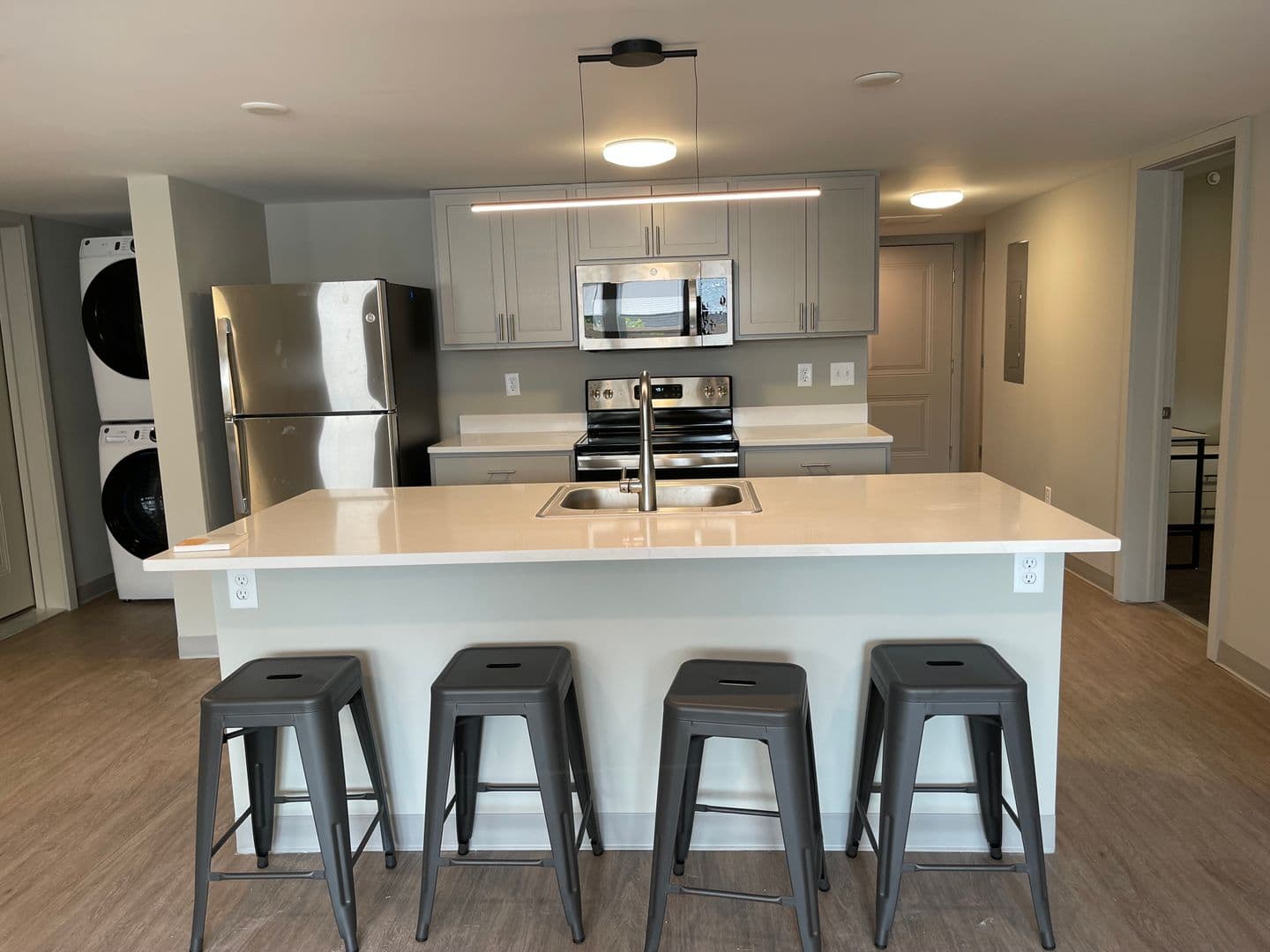 Ithaca Apartment: 126 College Ave