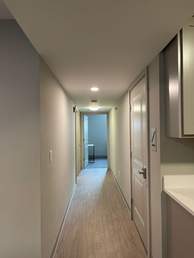 Ithaca Apartment: 126 College Ave