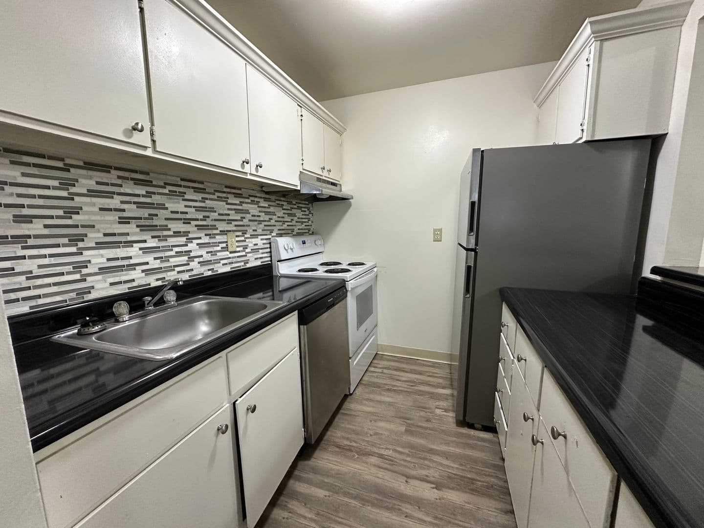 Ithaca Apartment: 87 Uptown Rd
