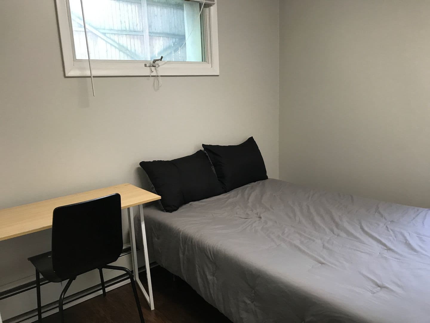Ithaca Apartment: 702 Hudson St