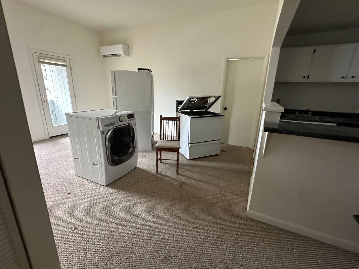 Ithaca Apartment: 87 Uptown Rd