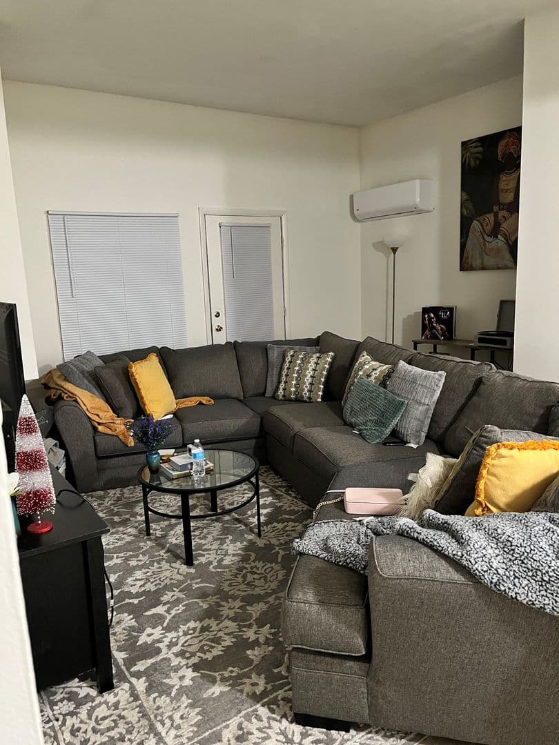 Ithaca Apartment: 87 Uptown Rd