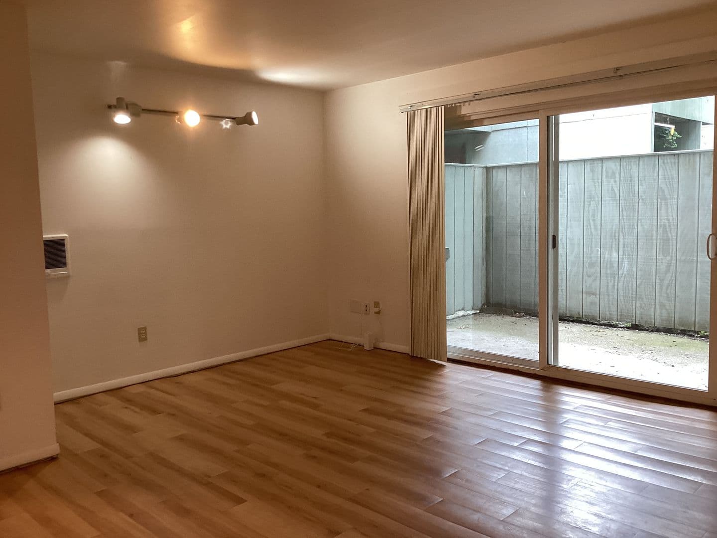 Ithaca Apartment: 87 Uptown Rd