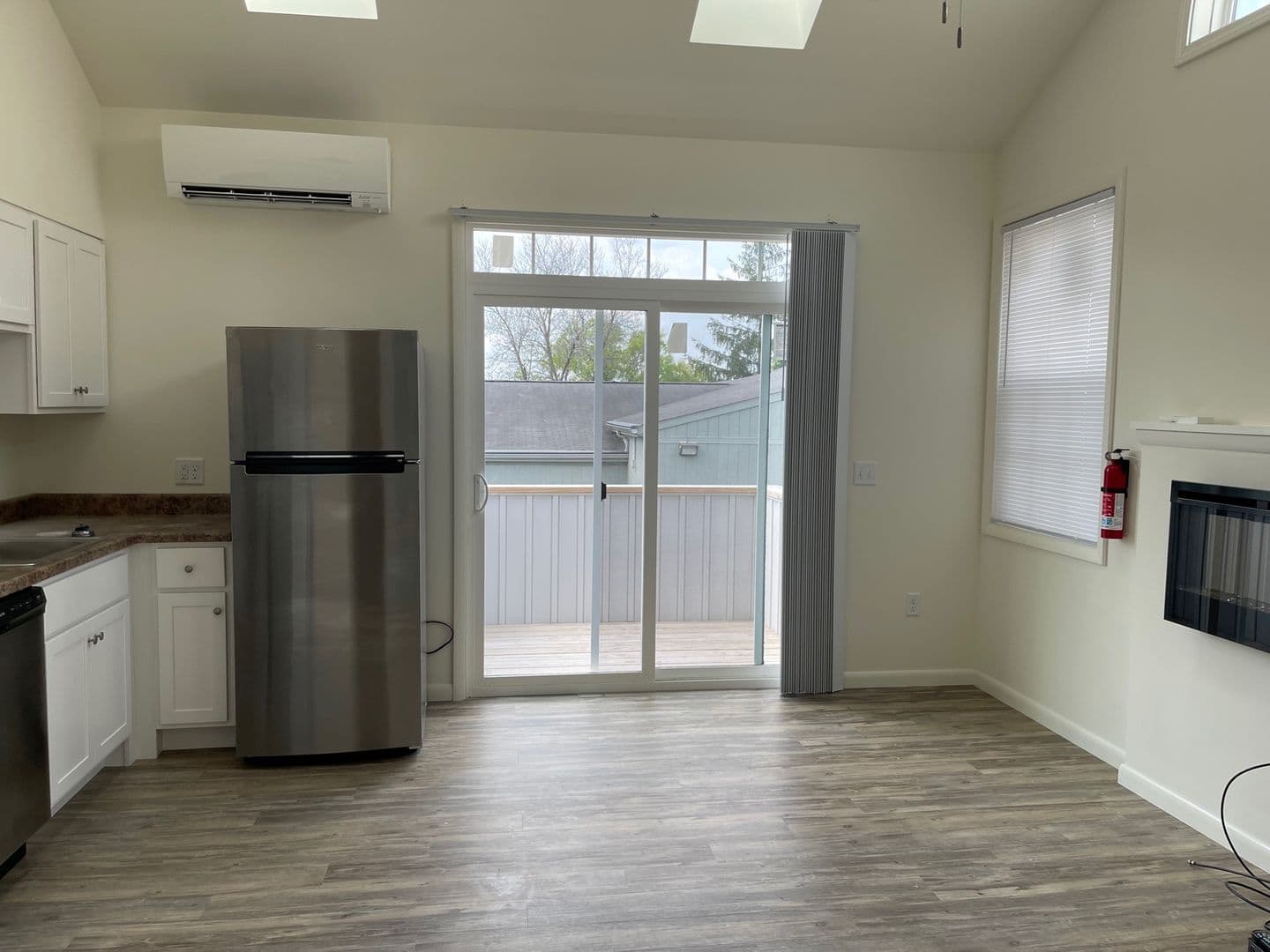 Ithaca Apartment: 87 Uptown Rd