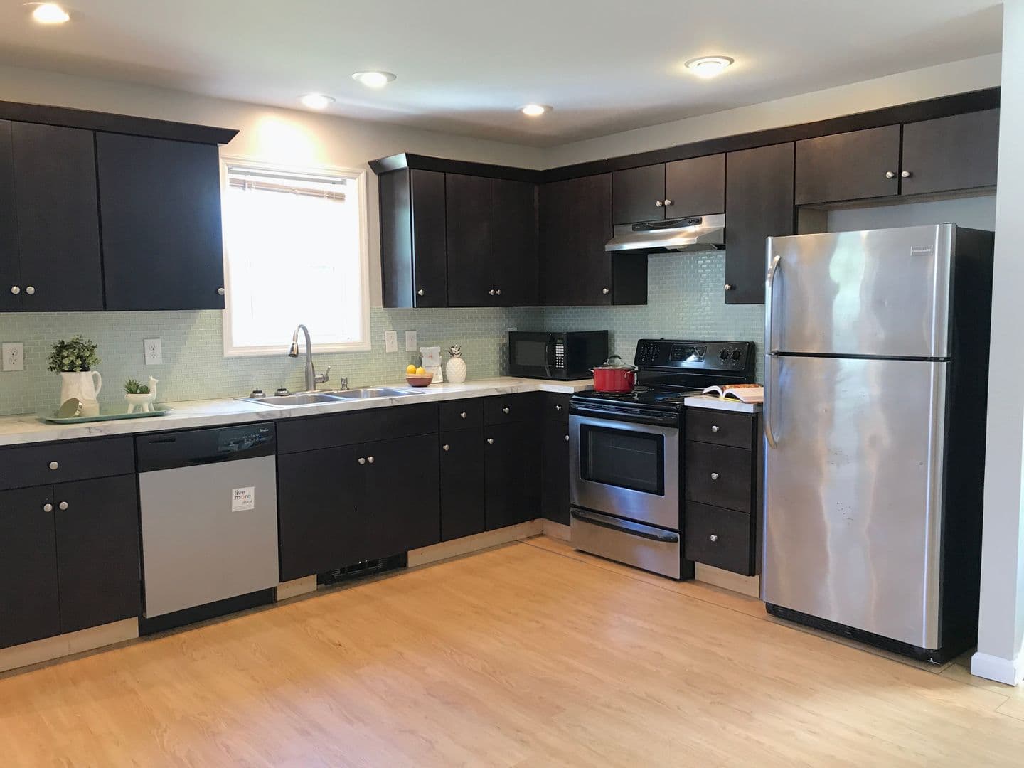 Ithaca Apartment: 648 Hudson St