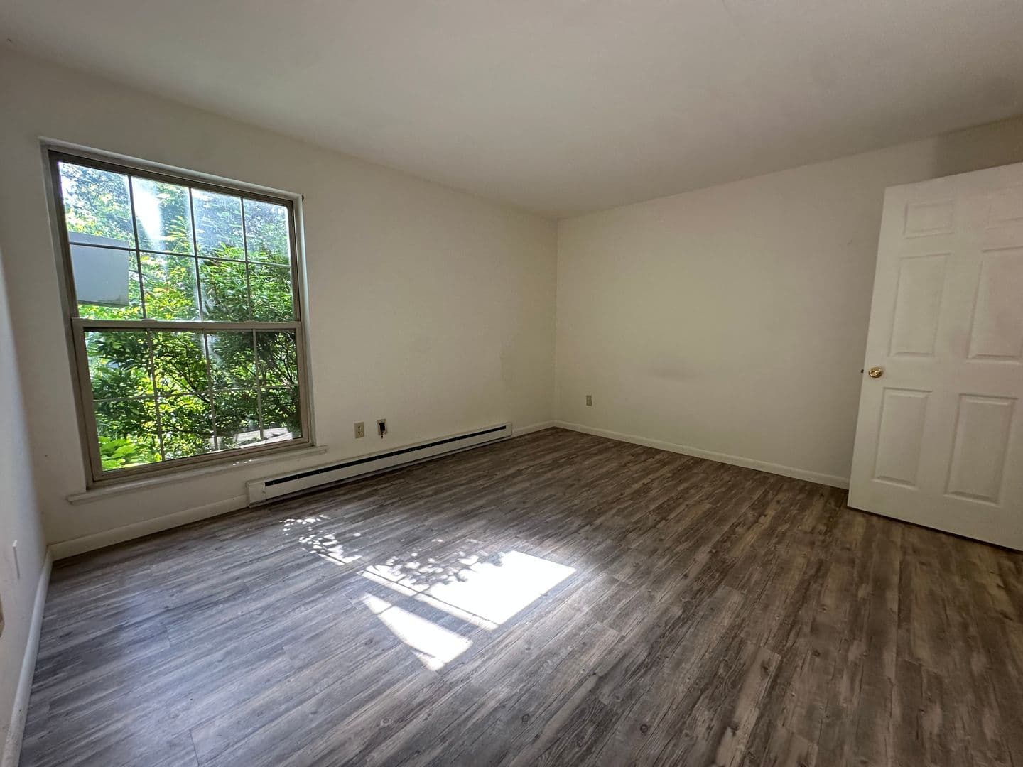Ithaca Apartment: 87 Uptown Rd
