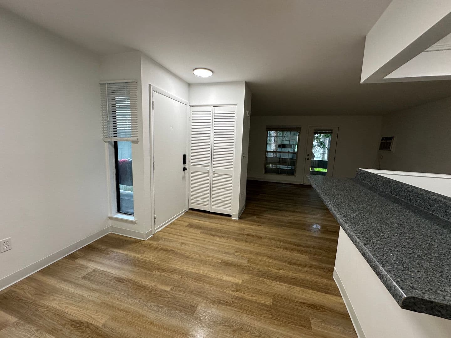 Ithaca Apartment: 87 Uptown Rd