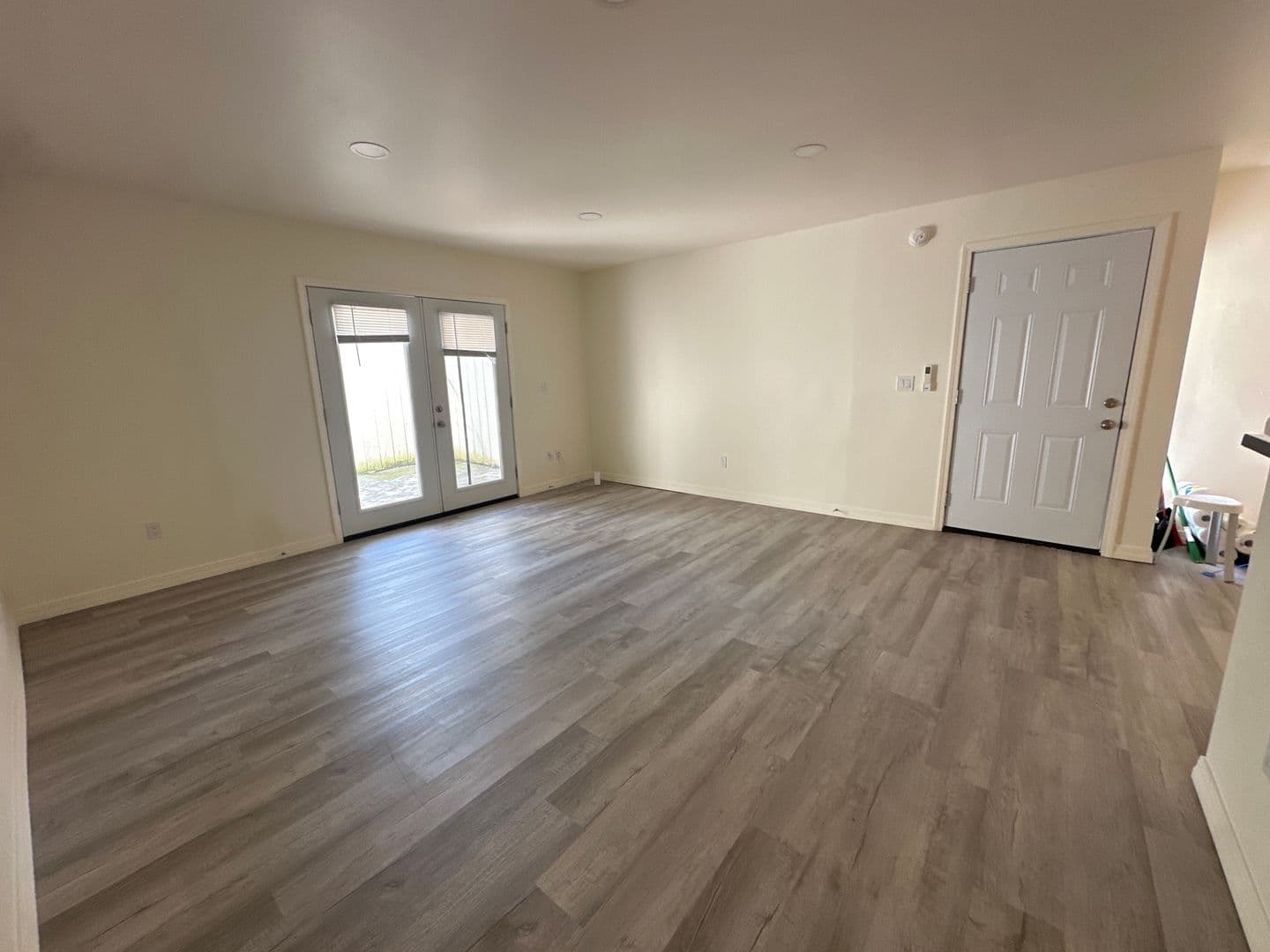 Ithaca Apartment: 87 Uptown Rd