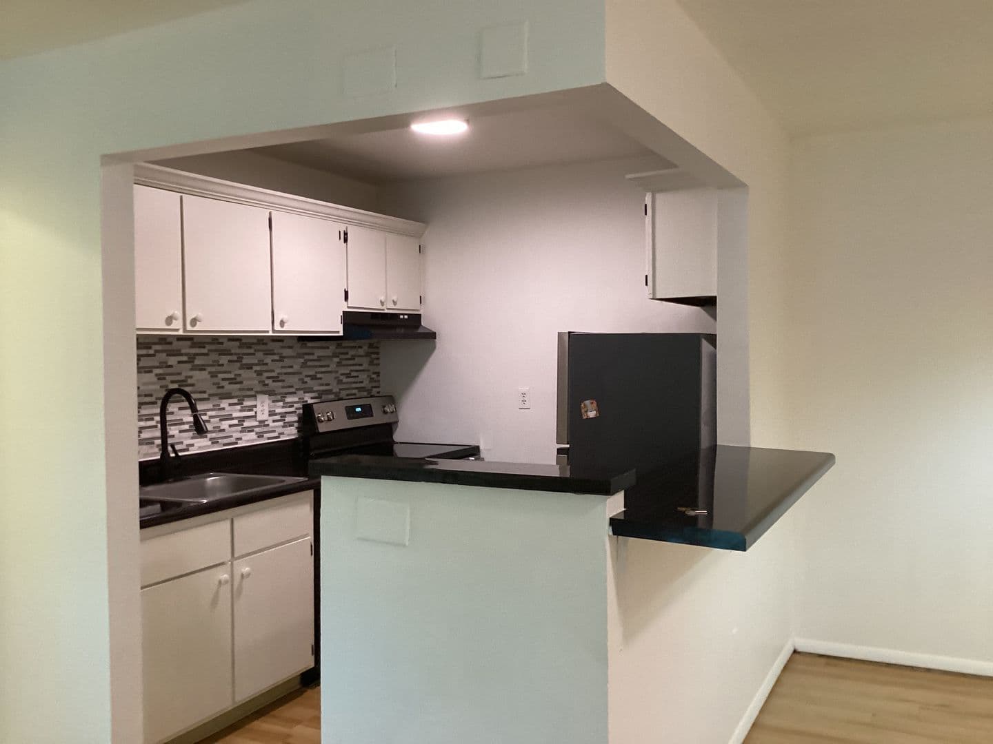 Ithaca Apartment: 87 Uptown Rd