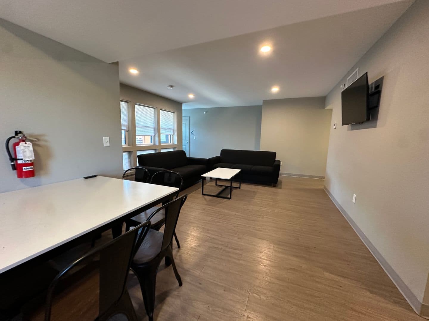 Ithaca Apartment: 126 College Ave