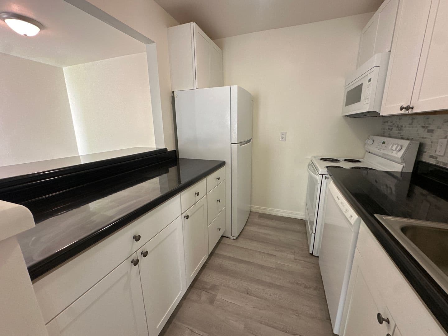 Ithaca Apartment: 87 Uptown Rd