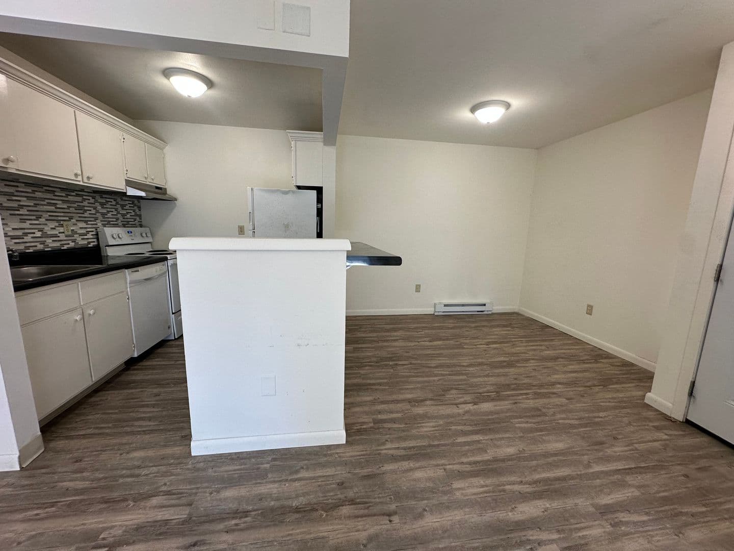 Ithaca Apartment: 87 Uptown Rd