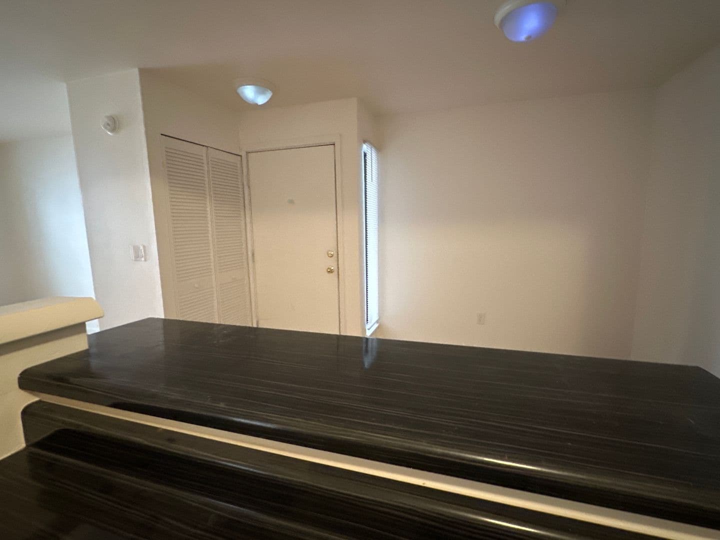 Ithaca Apartment: 87 Uptown Rd