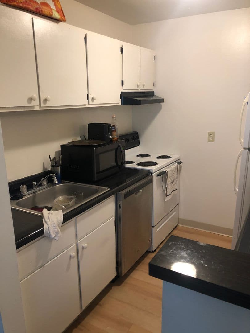 Ithaca Apartment: 87 Uptown Rd