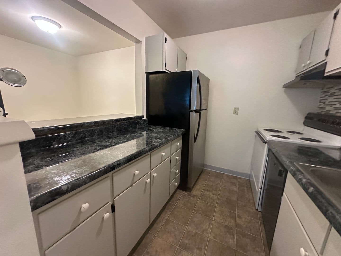 Ithaca Apartment: 87 Uptown Rd