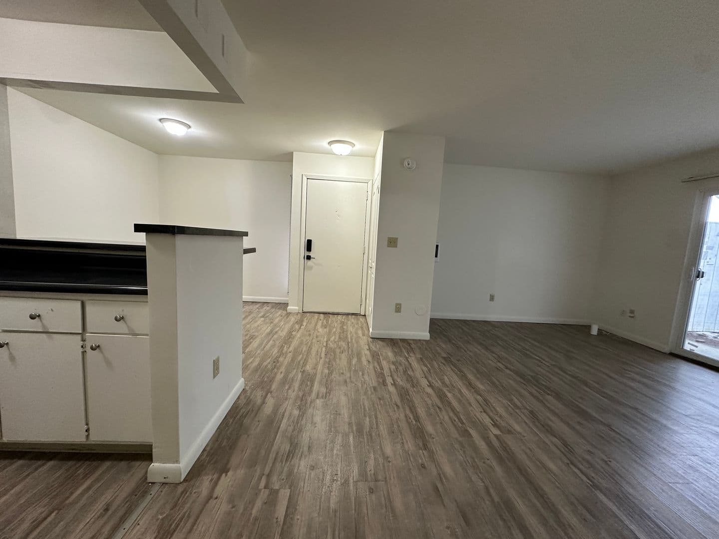 Ithaca Apartment: 87 Uptown Rd