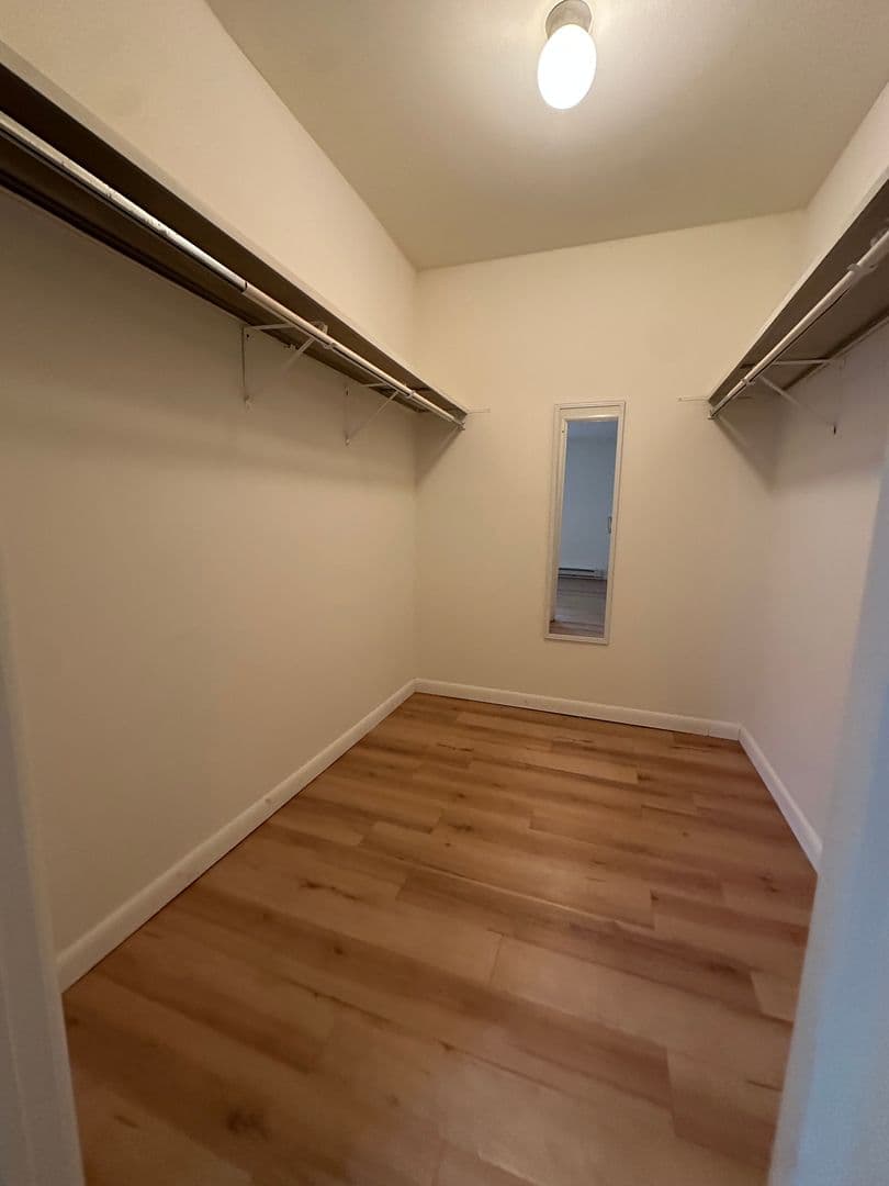 Ithaca Apartment: 87 Uptown Rd