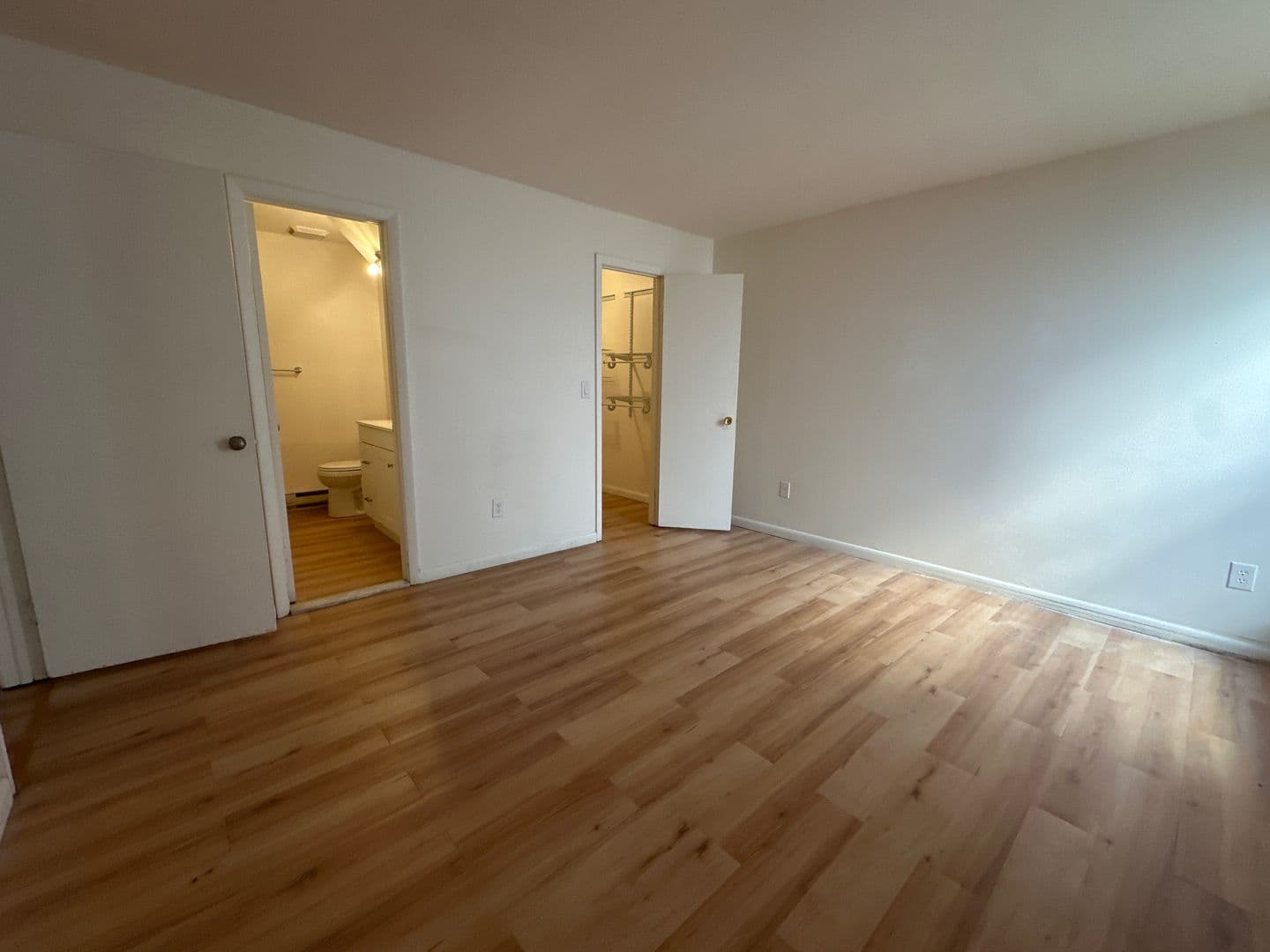 Ithaca Apartment: 87 Uptown Rd