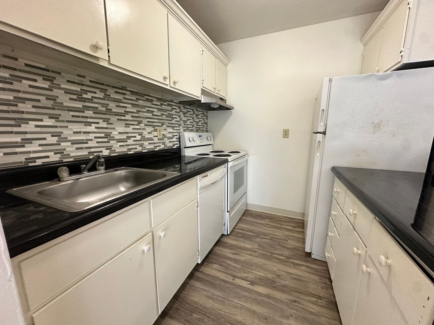 Ithaca Apartment: 87 Uptown Rd