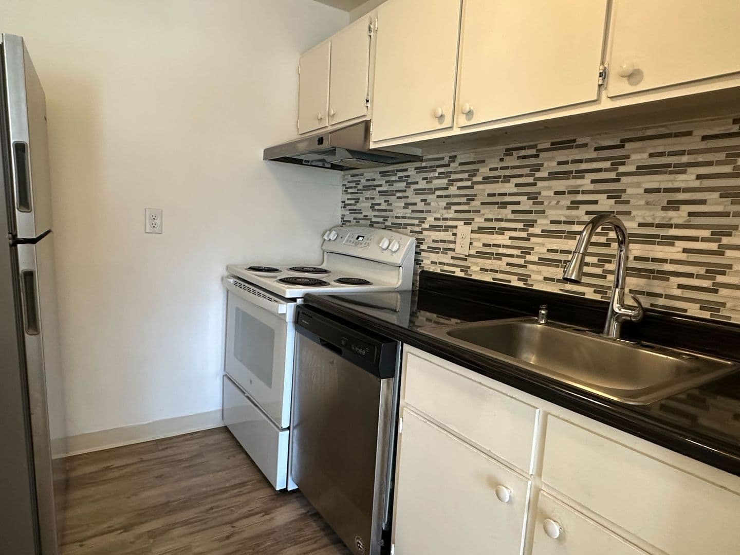 Ithaca Apartment: 87 Uptown Rd
