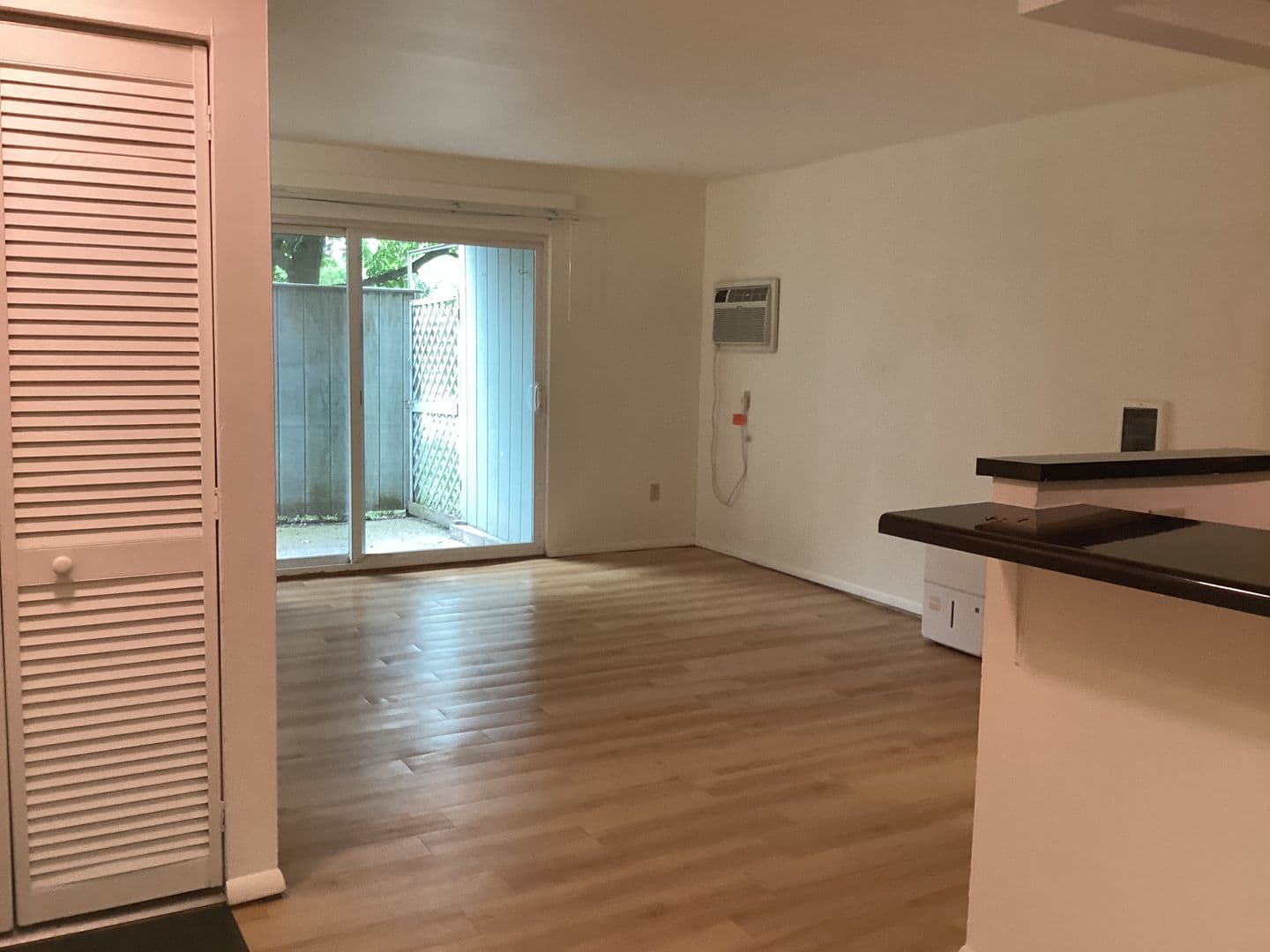 Ithaca Apartment: 87 Uptown Rd