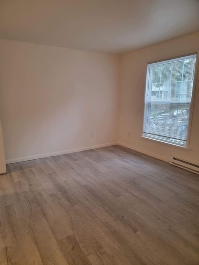 Ithaca Apartment: 87 Uptown Rd