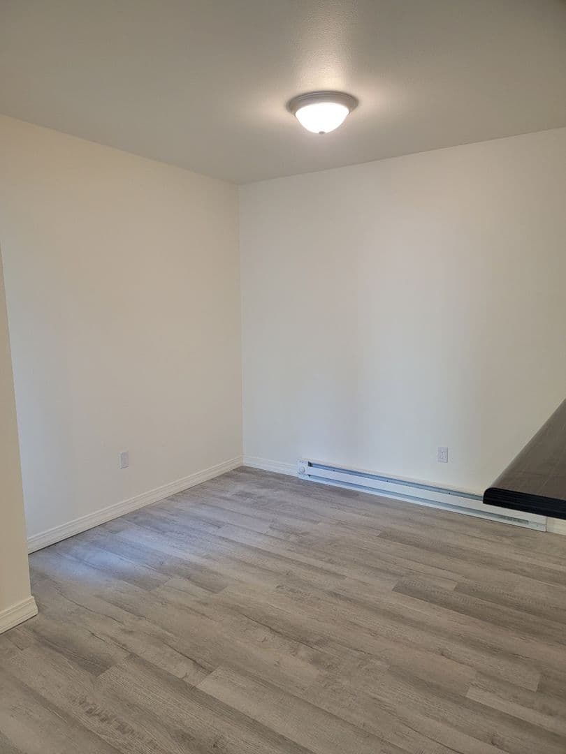 Ithaca Apartment: 87 Uptown Rd