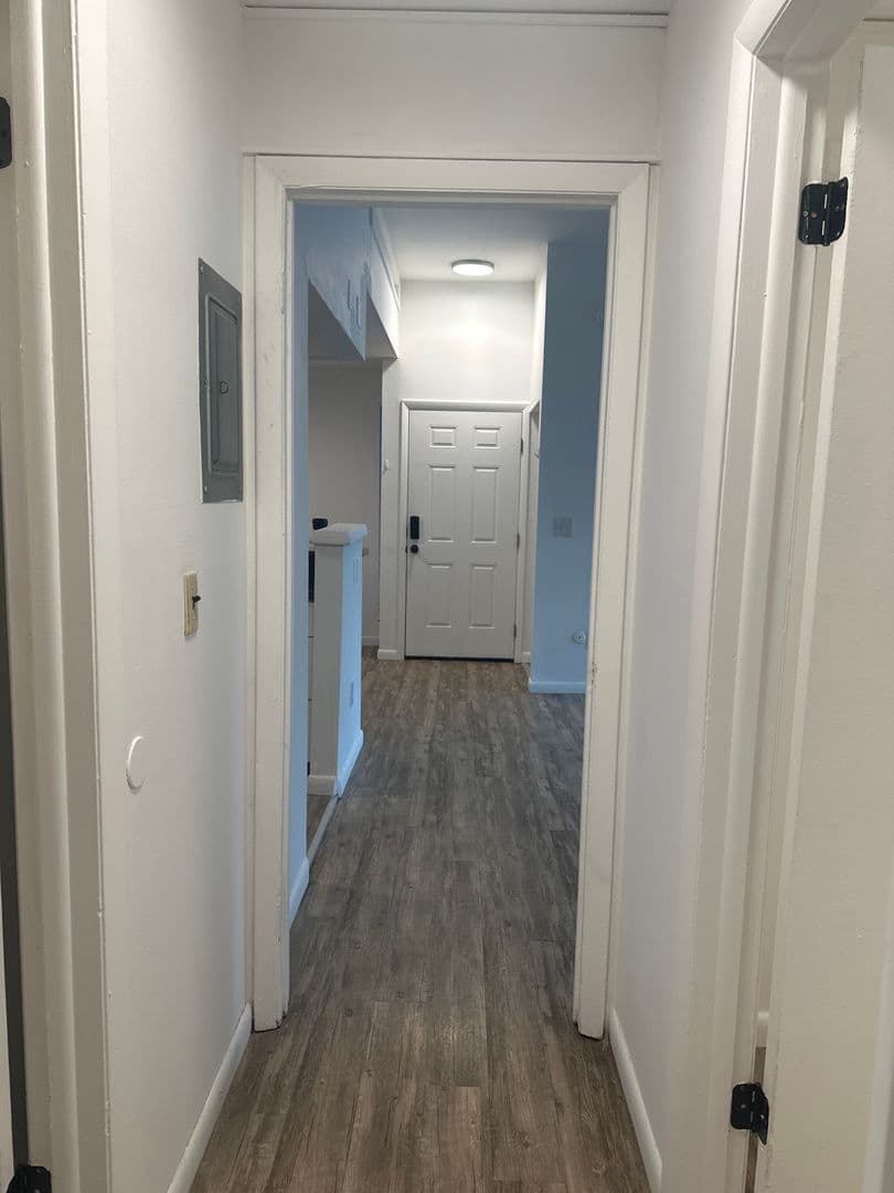Ithaca Apartment: 87 Uptown Rd