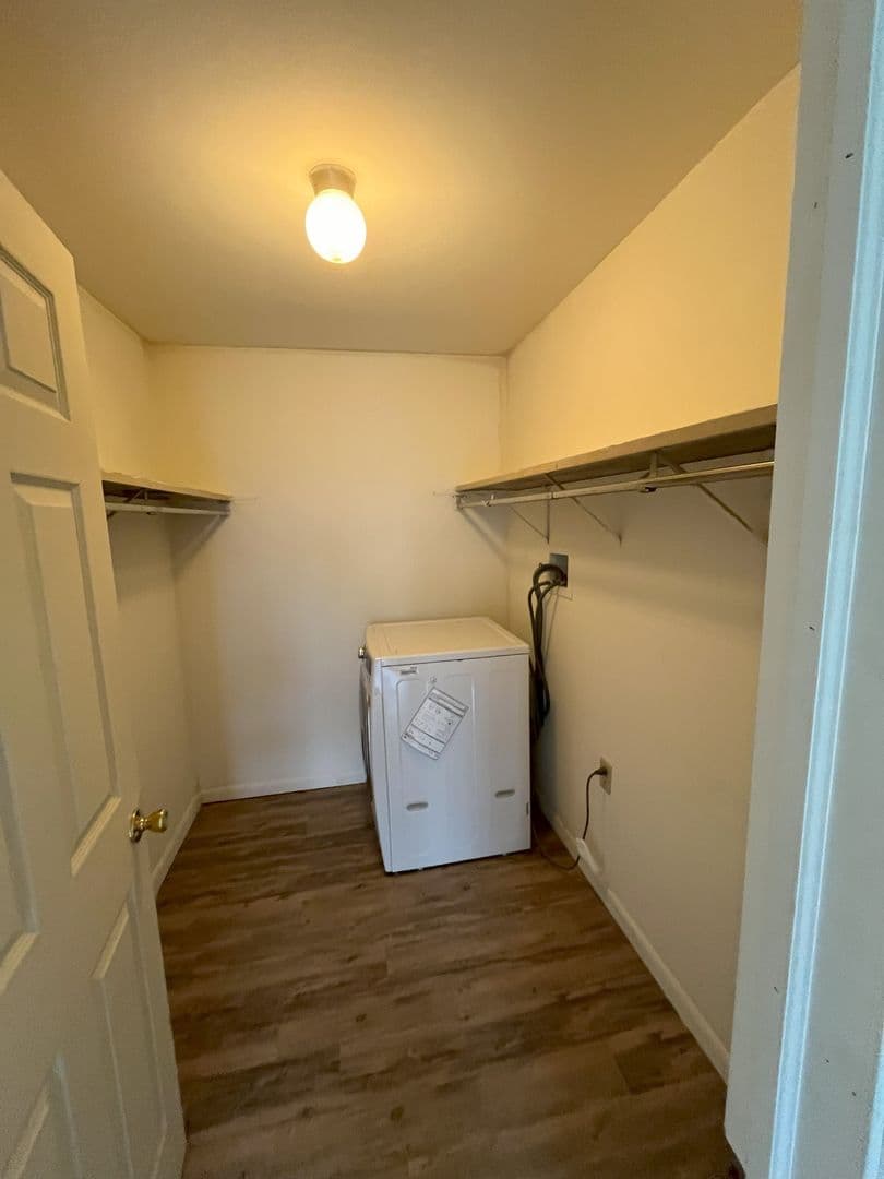 Ithaca Apartment: 87 Uptown Rd