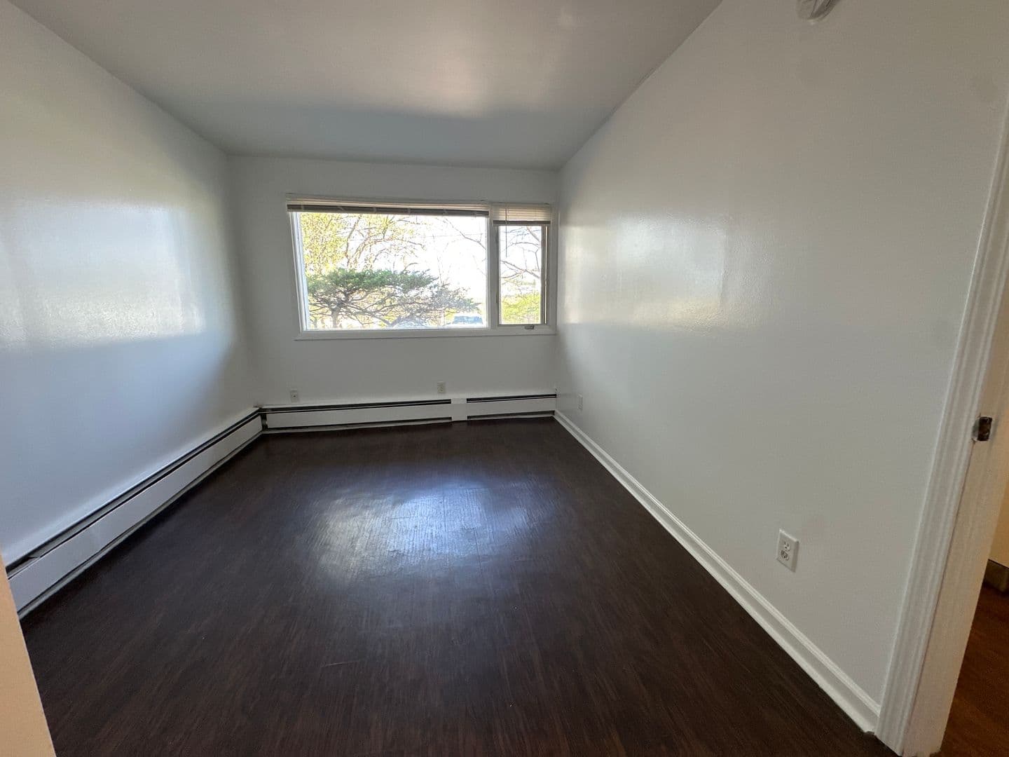 Ithaca Apartment: 702 Hudson St