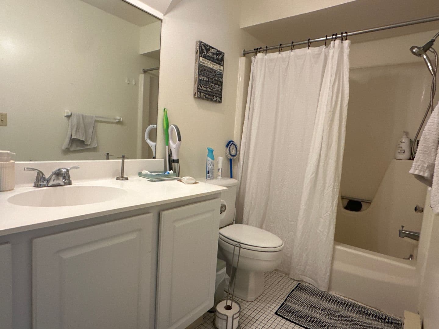 Ithaca Apartment: 87 Uptown Rd