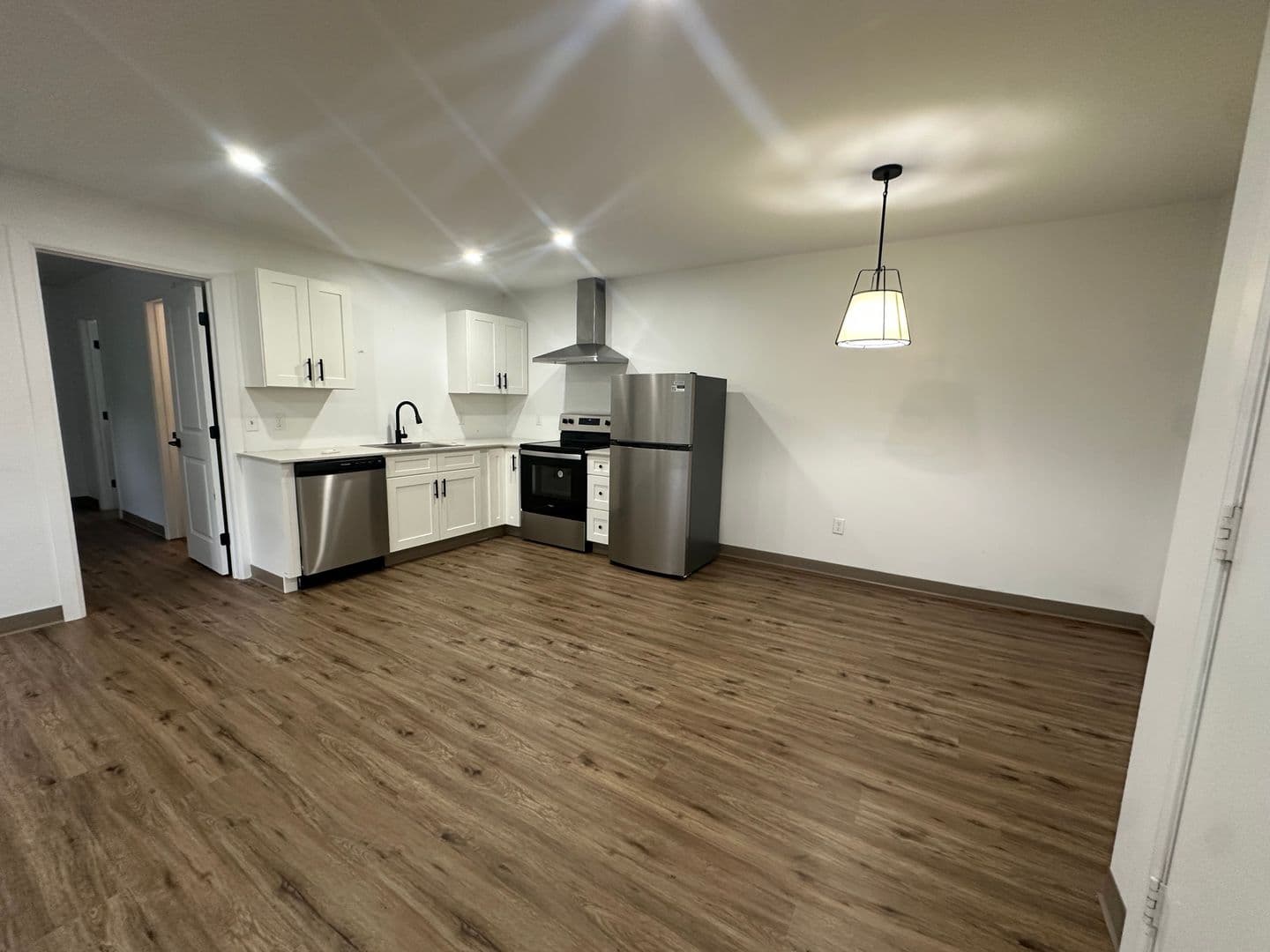 Ithaca Apartment: 87 Uptown Rd